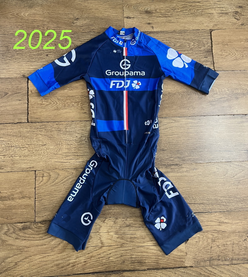 LASER CUT Dermotuta 2026 2025  - Cycling Gear Sale recensione e prezzo